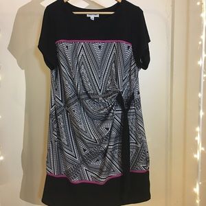 Shelby & Palmer Shortsleeved Dress